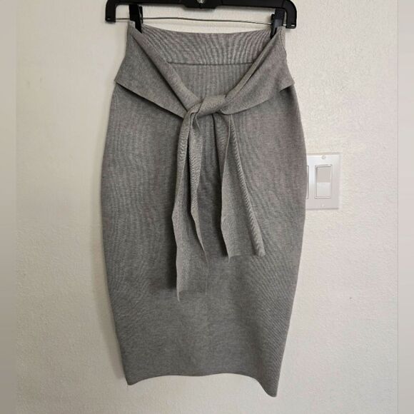 Sheike Dresses & Skirts - Sheike Tie Waist Gray Knitted Pencil Skirt Size Small